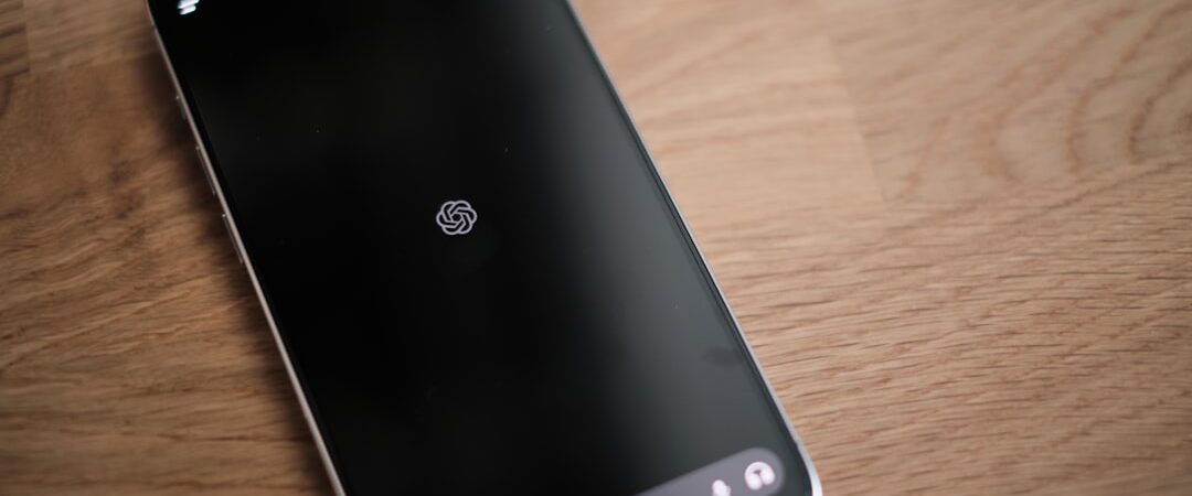 « OpenAI n’est pas Dieu » – Le documentaire DeepSeek sur Liang Wenfeng, R1 et l’avenir de l’IA