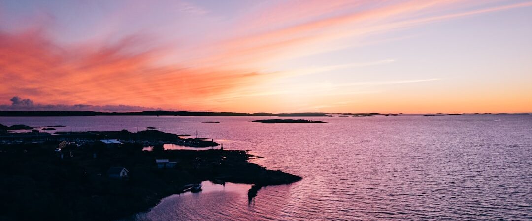 Claude s’intègre à vos outils de travail : Anthropic révolutionne la productivité professionnelle avec l’IA